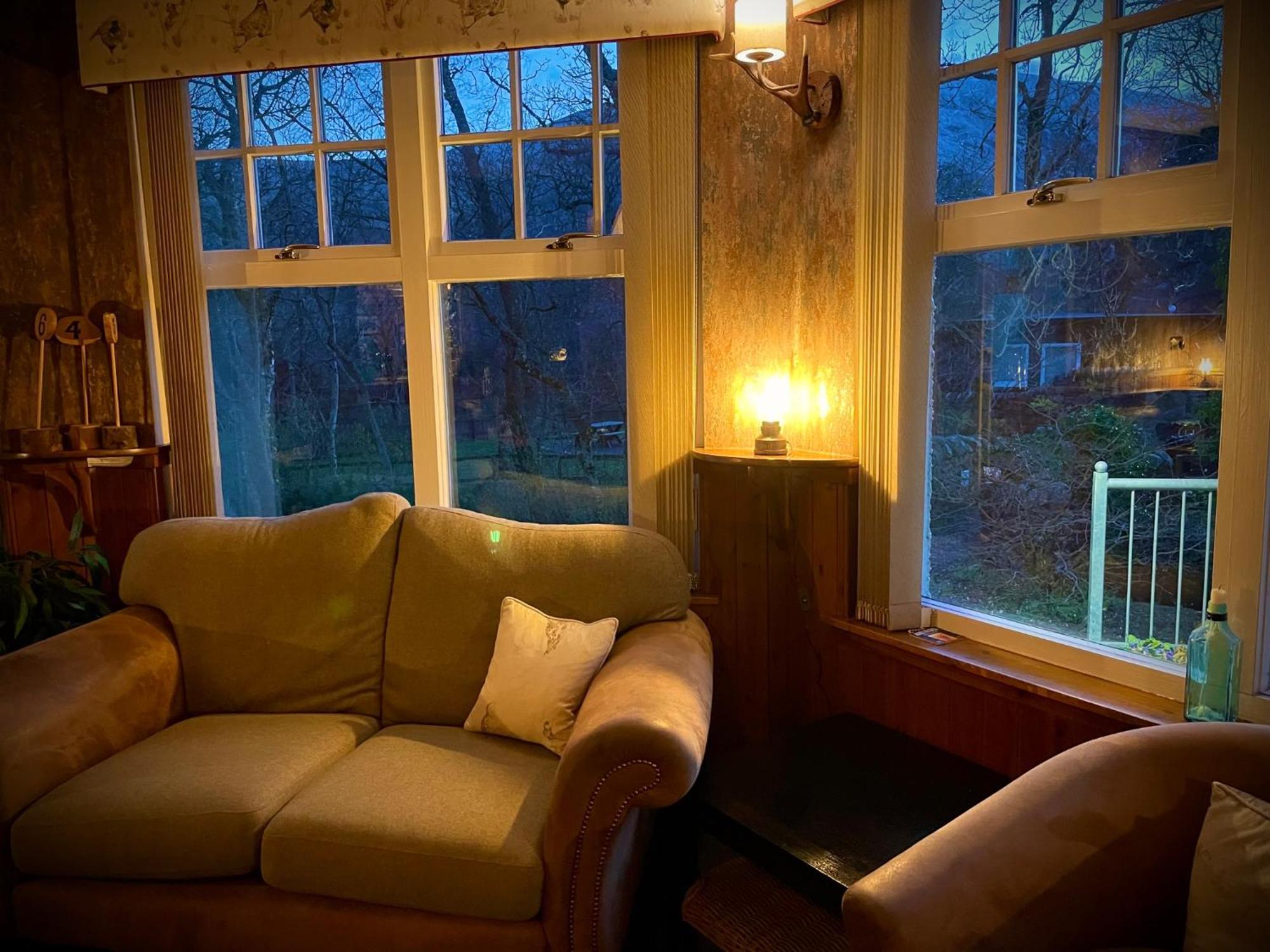 Glen Clova Hotel & Luxury Lodges Millton of Clova Exterior foto